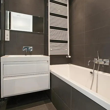 Modern At De Pijp 암스테르담